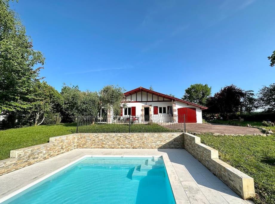 Maison Avec Piscine Caro  المظهر الخارجي الصورة